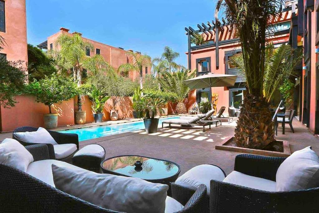 Somptueux Riad Dans 5 Etoiles * Marrakesh