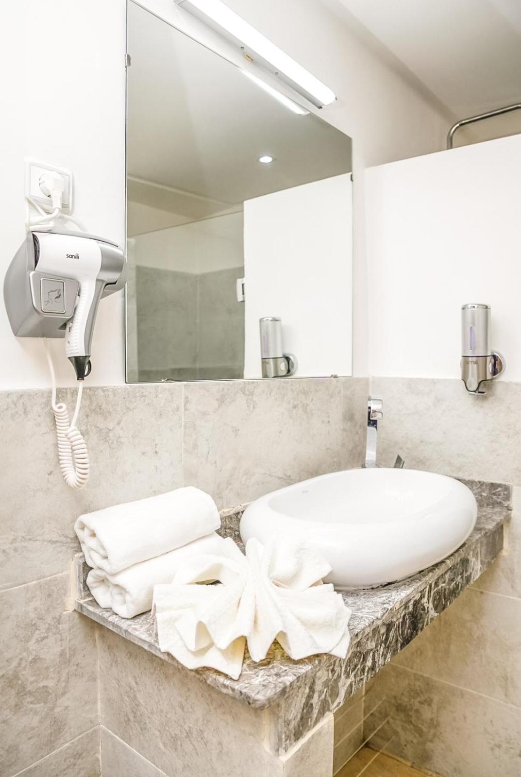 Lux Oasis @ Marrakech Center Apartment