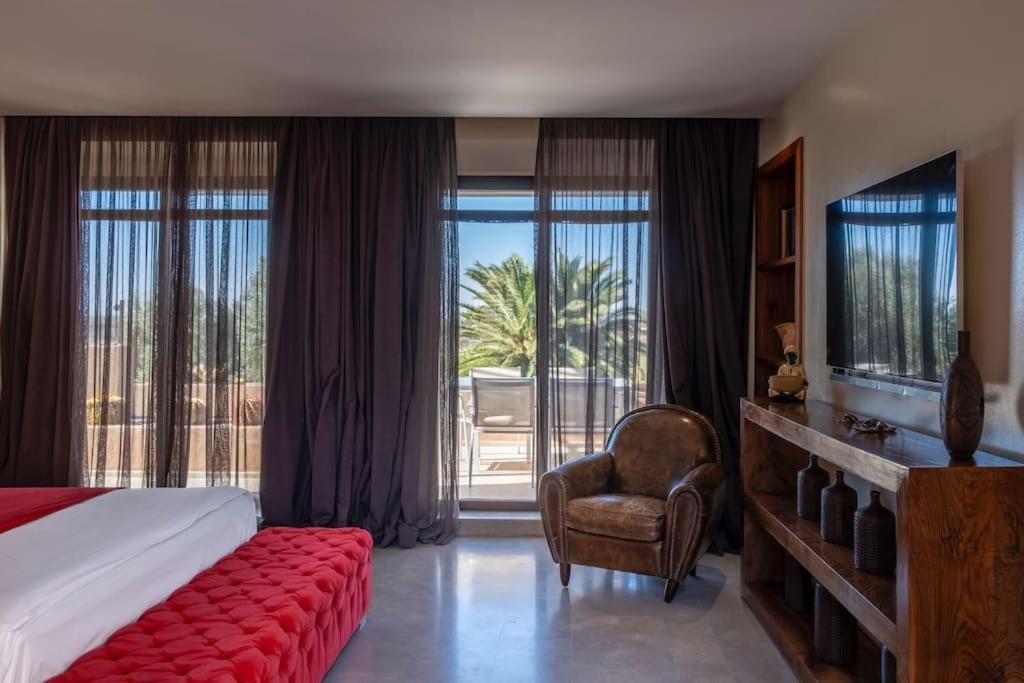 Phoenix Marrakech Villa