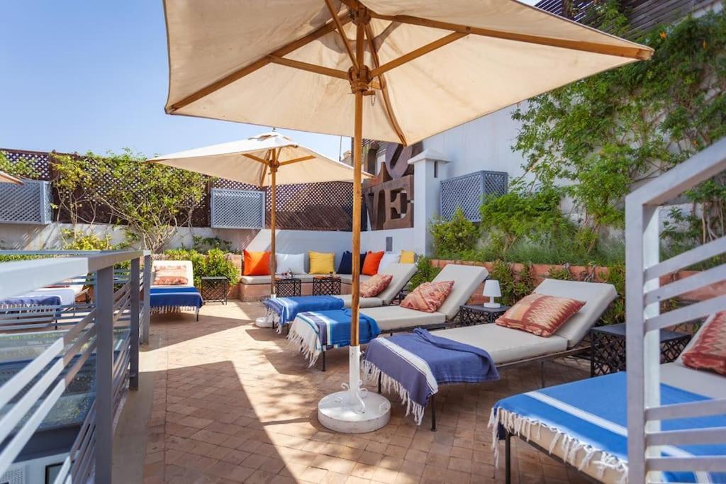 La Sarrazine: Modern Gem In The Kasbah Villa *