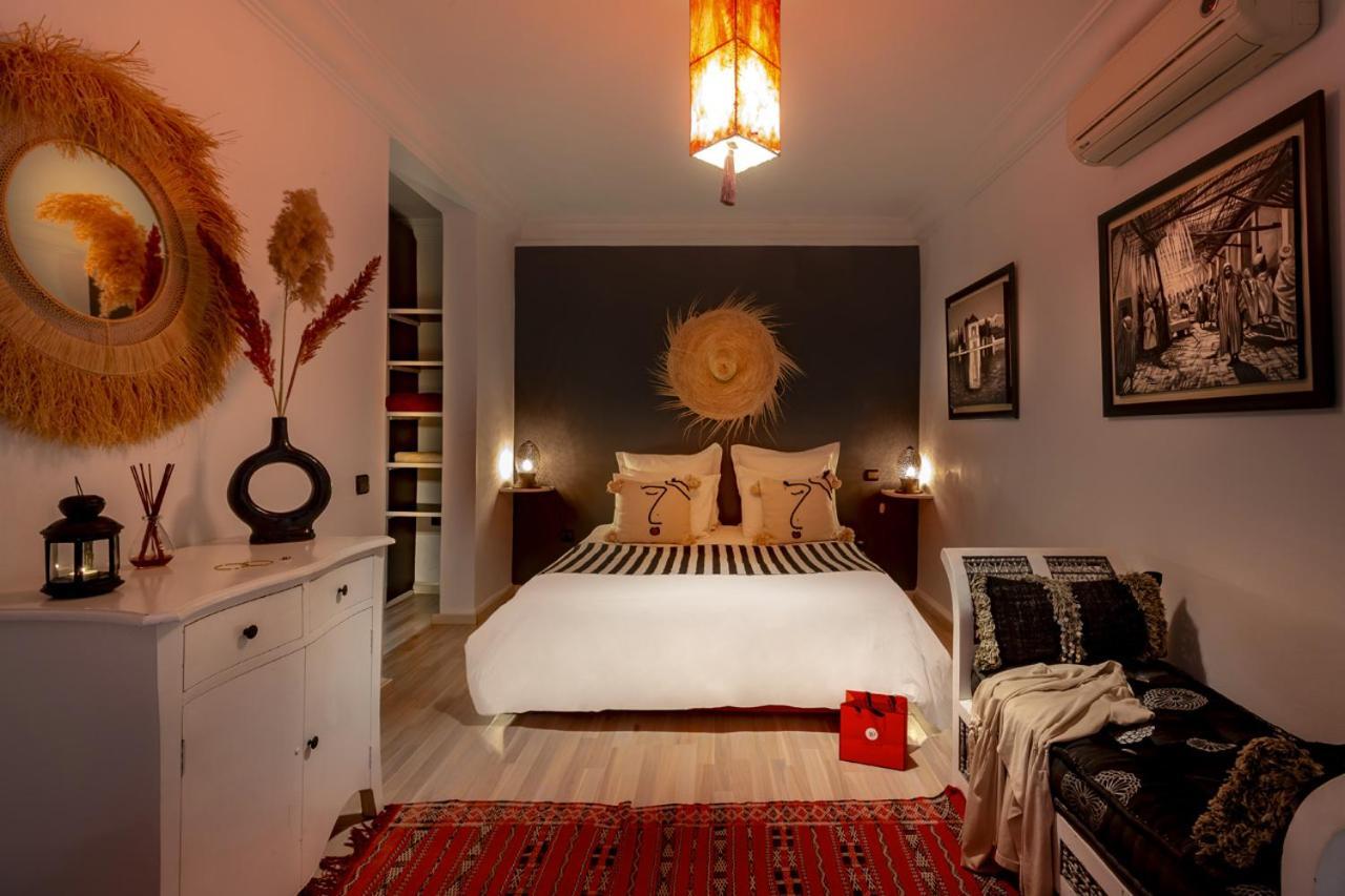 Cosy Piscine Proche Centre-ville 4 *