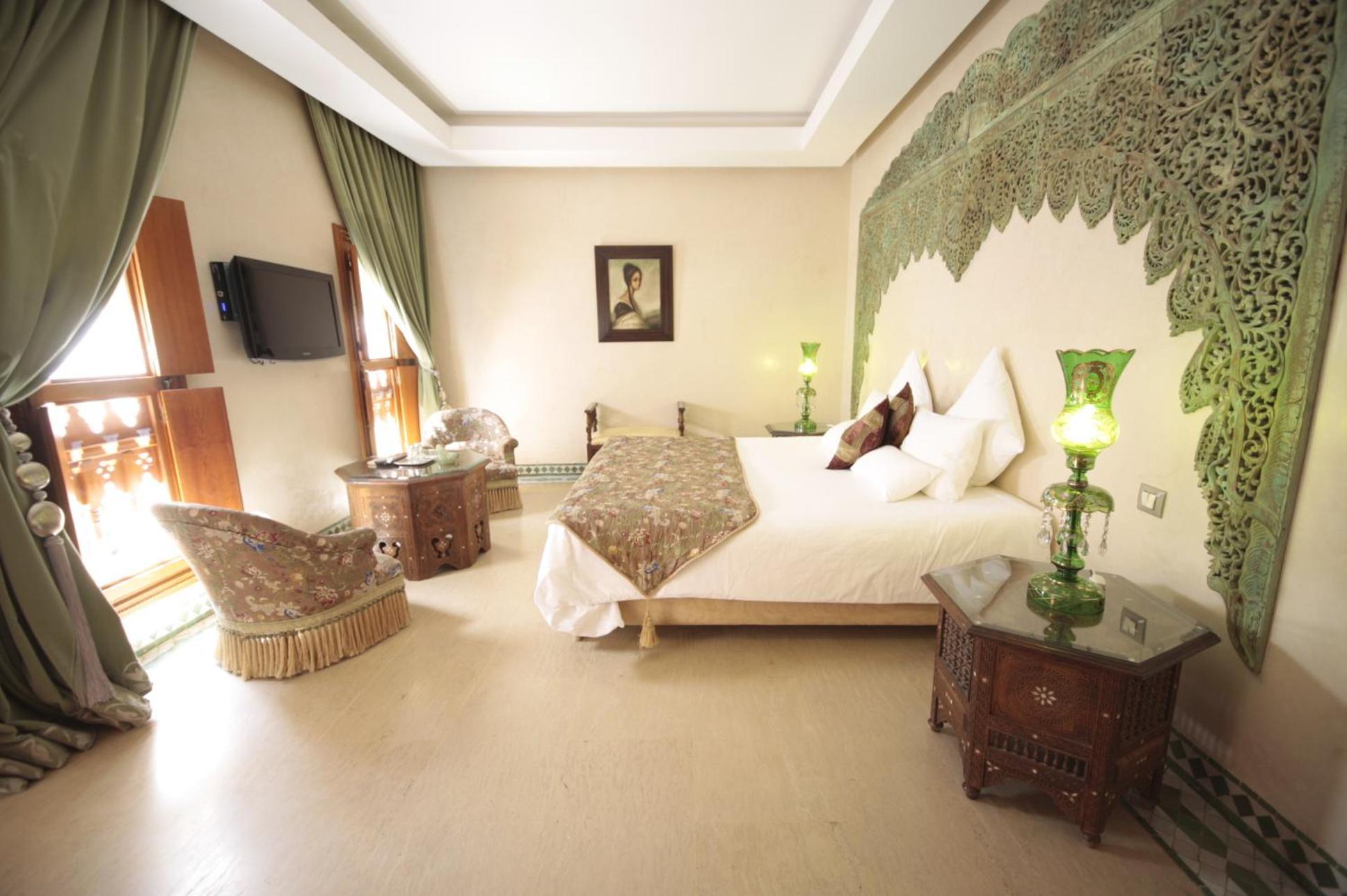 Riad Flam &
