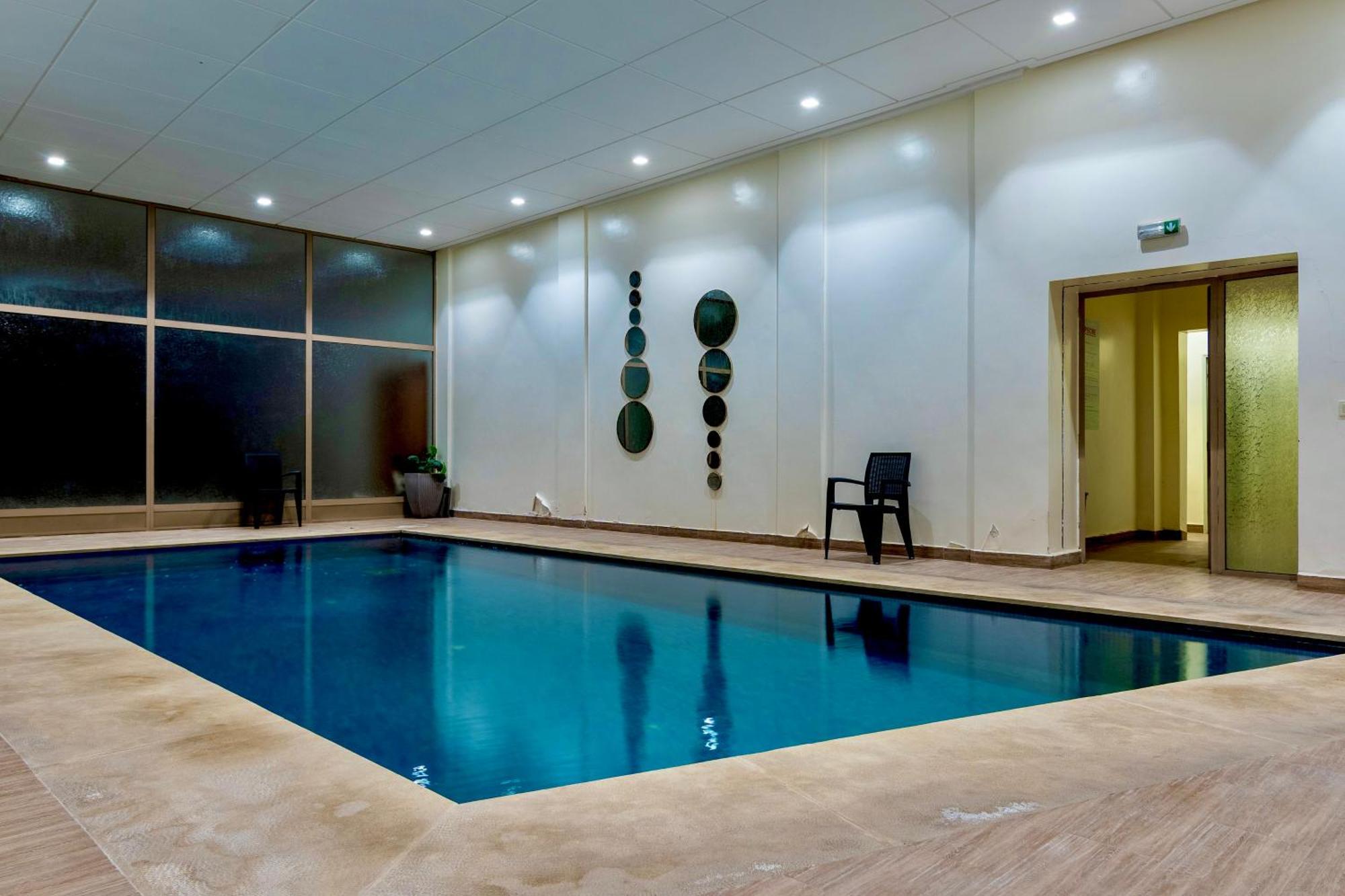 Appartement Luxurious King Bed W/pool. Well Centered. *
