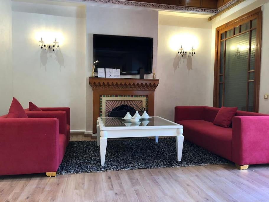 De Luxe Avec Piscine Privee