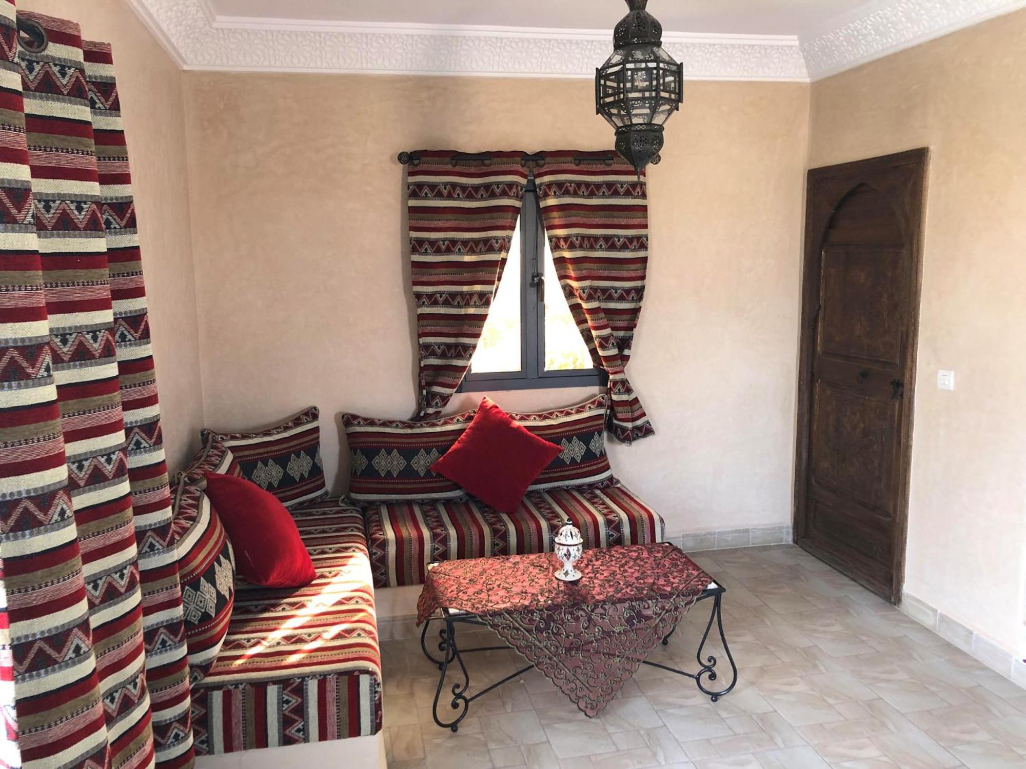 Dar Tiziri Igoudar Couette-café