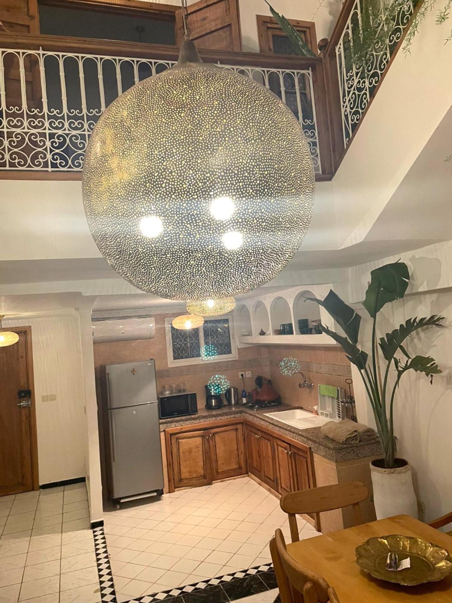 Riad With 3 Swimming Pools