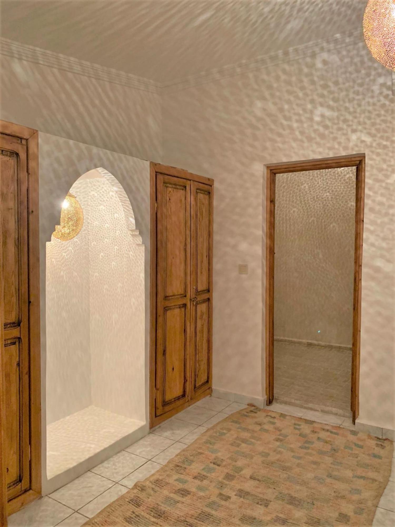 Riad With 3 Swimming Pools Marrakesh