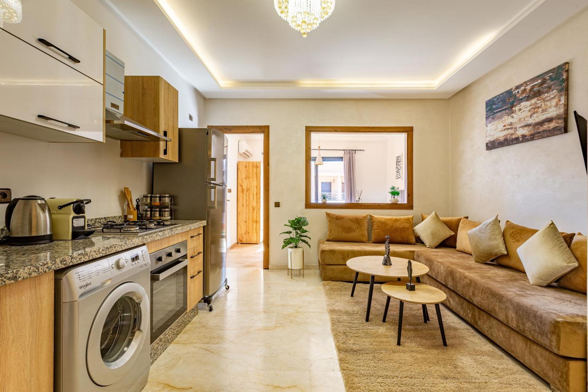 Favorite In The Center - 100% Equipped Appartement