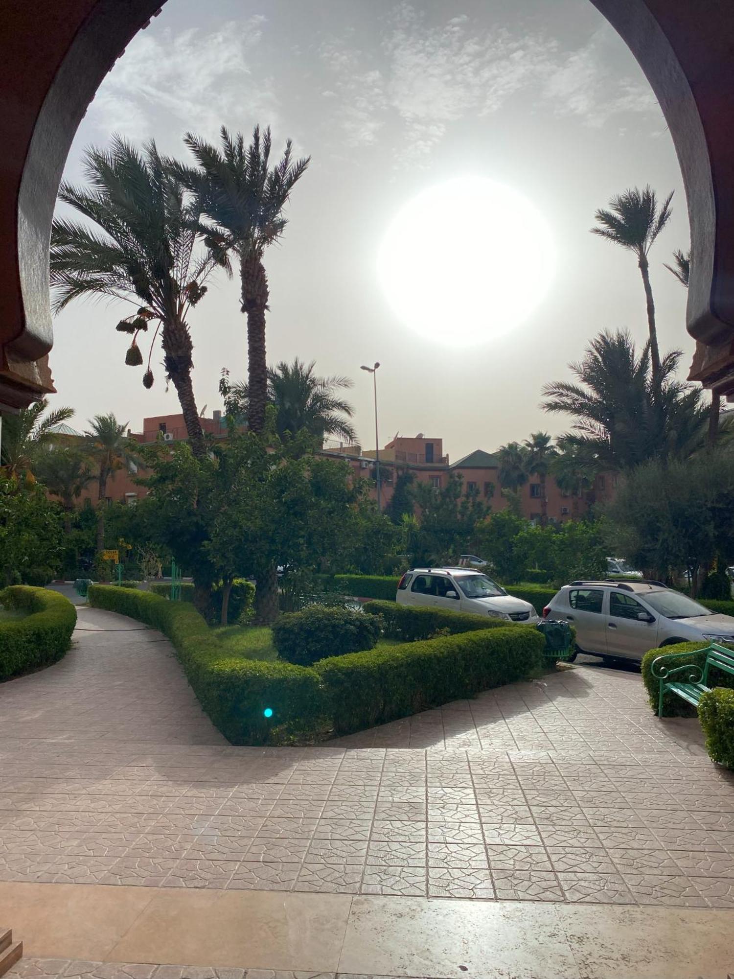 Riad With 3 Swimming Pools