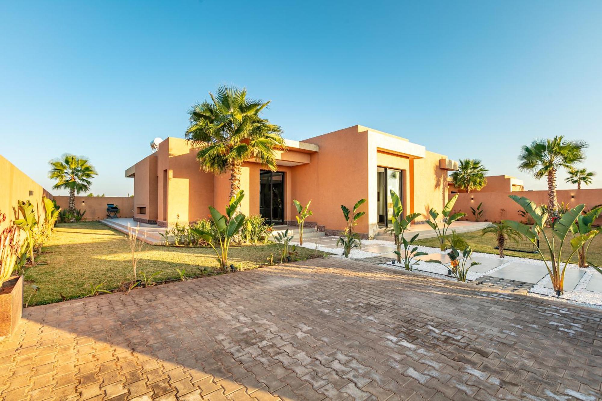 Perle Rouge, Piscine , Cuisiniere, Billard, Playstation5 * Marrakesh