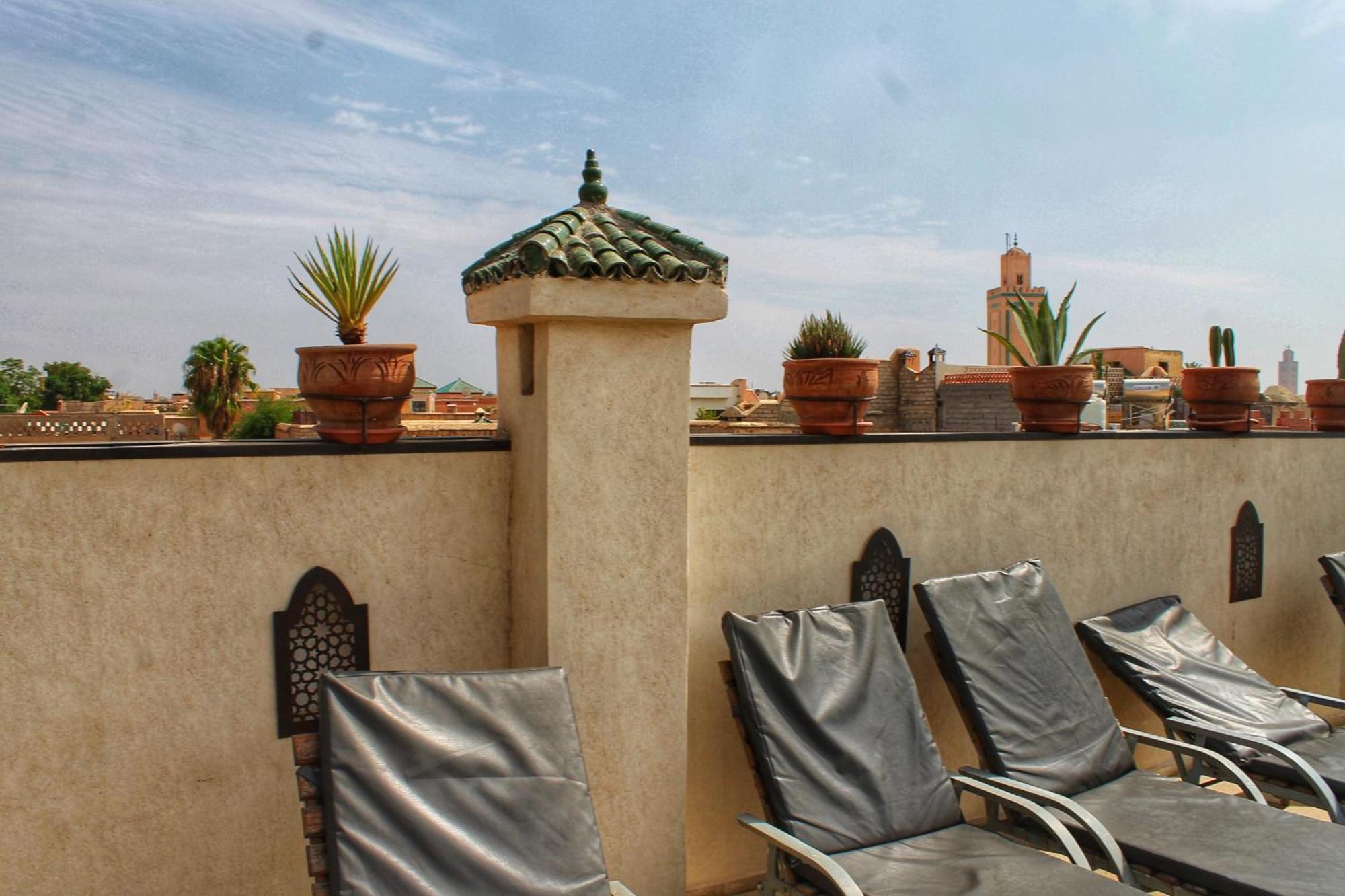 Belikoss Pool & Marrakesh