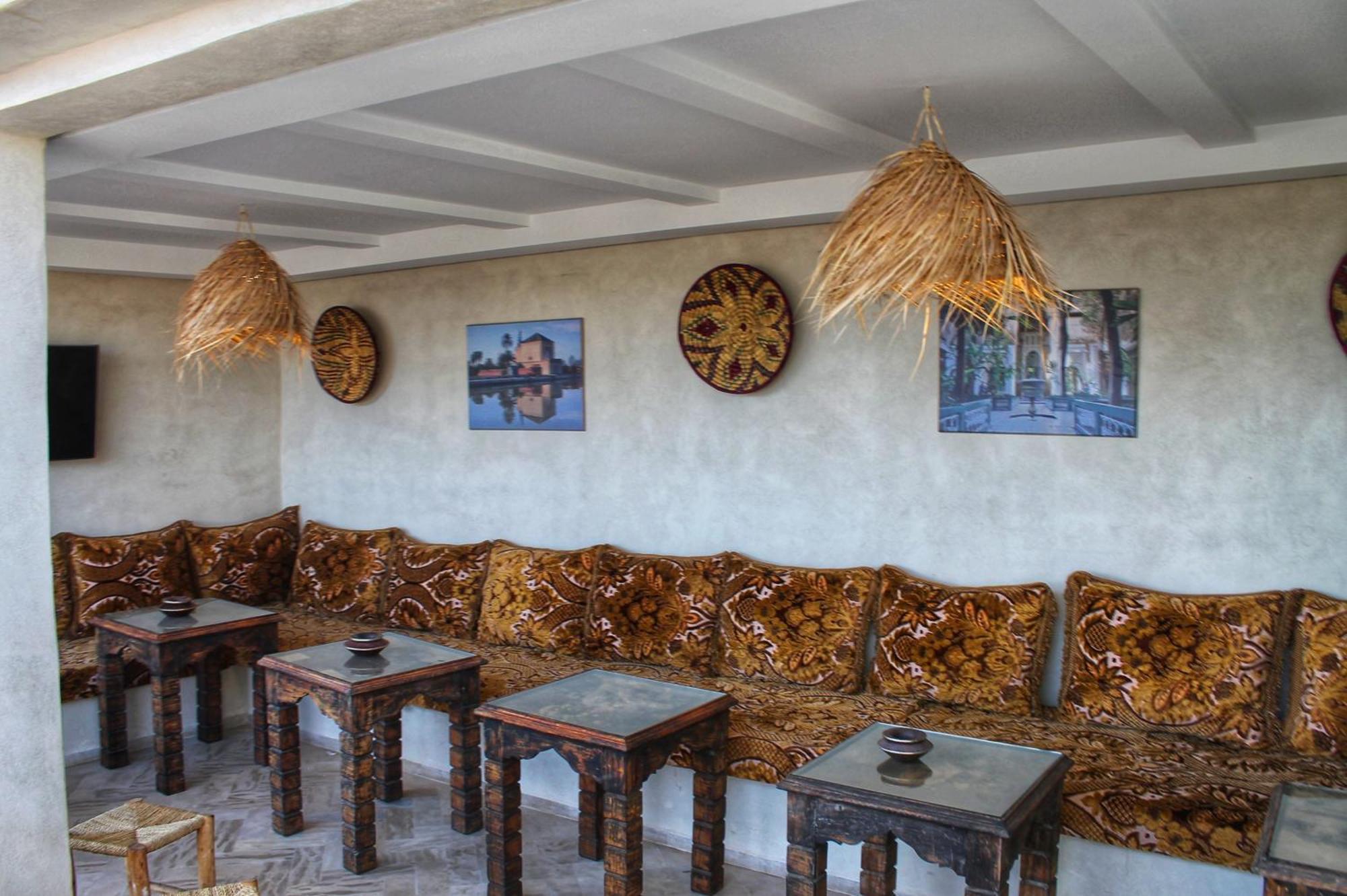 Bed & Breakfast Belikoss Pool & *