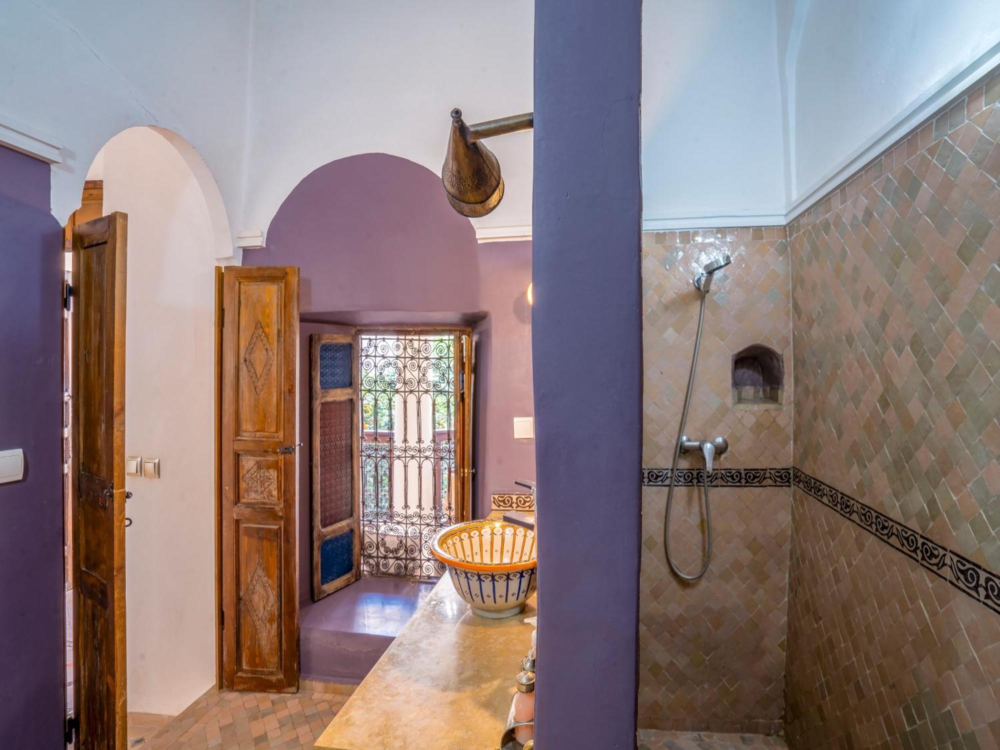 Maialou Guest house 4*