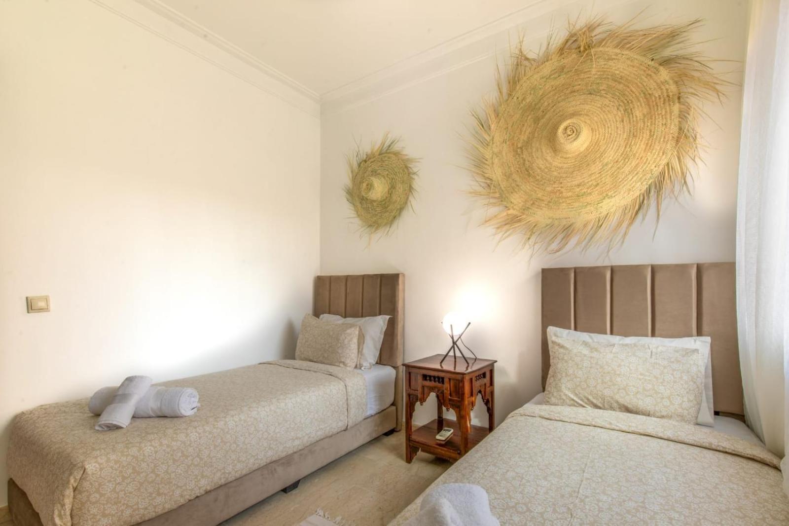 Cosy Avec Piscine Apartment *