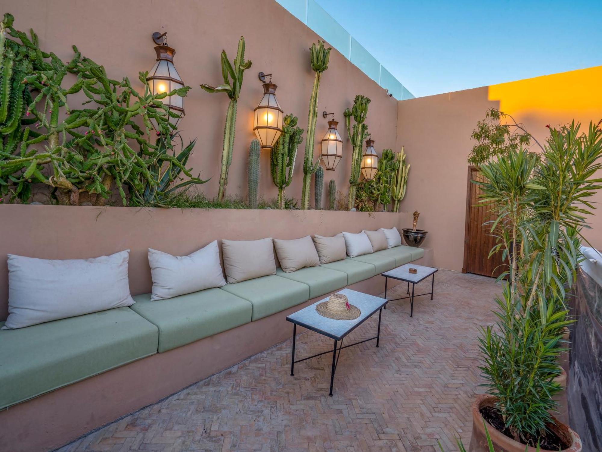 Maialou Guest house