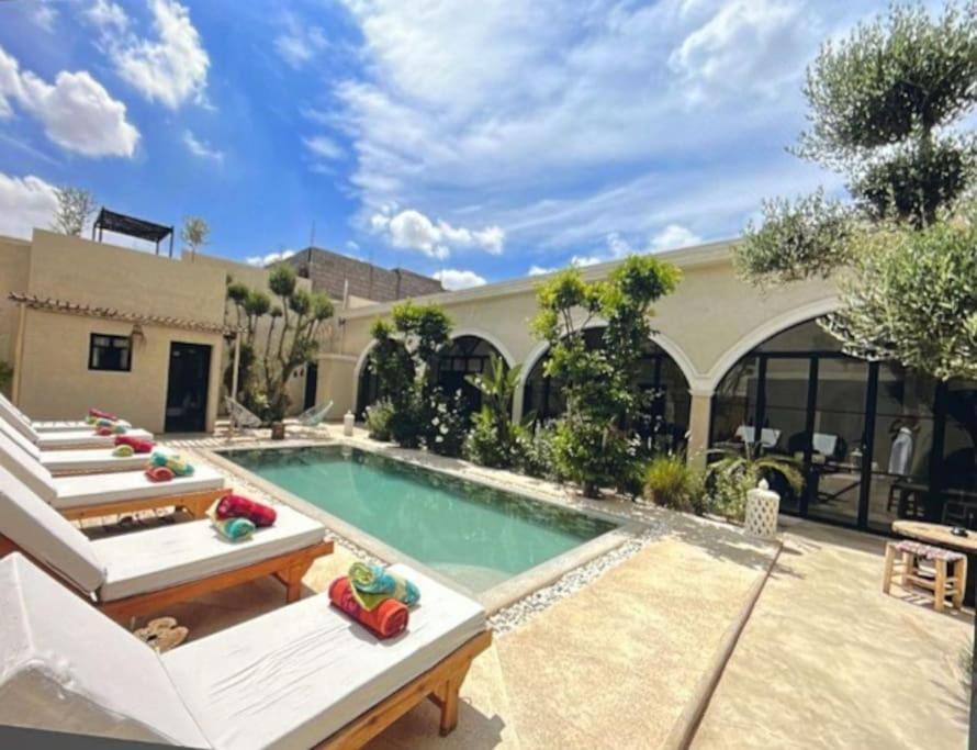 Privee 6 Avec Piscine Chauffee En Option Sans Vis-a-vis Villa
