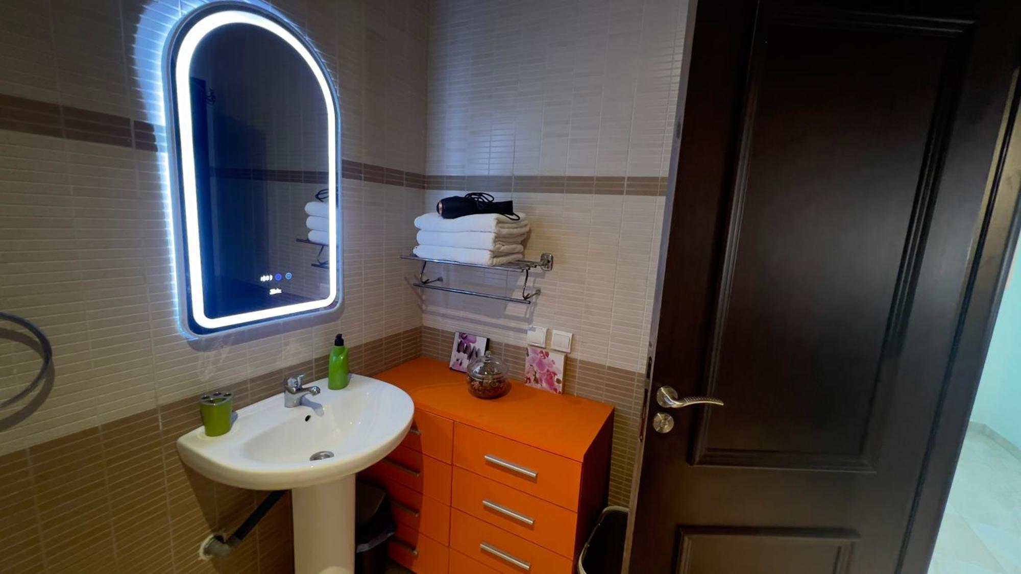 Apartamento Magnifique, Appartement, Familial, Spacieux 2chambres Salon Salle A Manger Marrakesh
