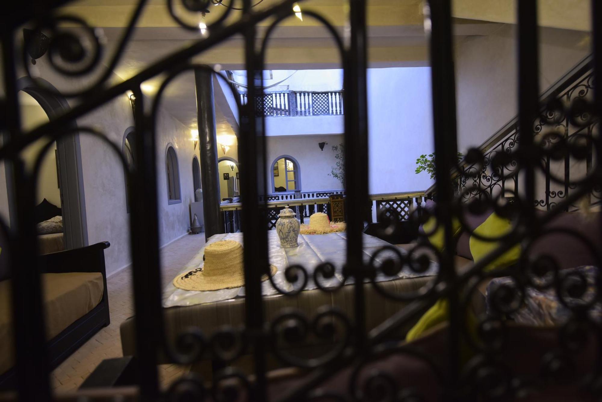 Guest house Kasbah De Jade: Luxury With Heated Pool And Jacuzzi *