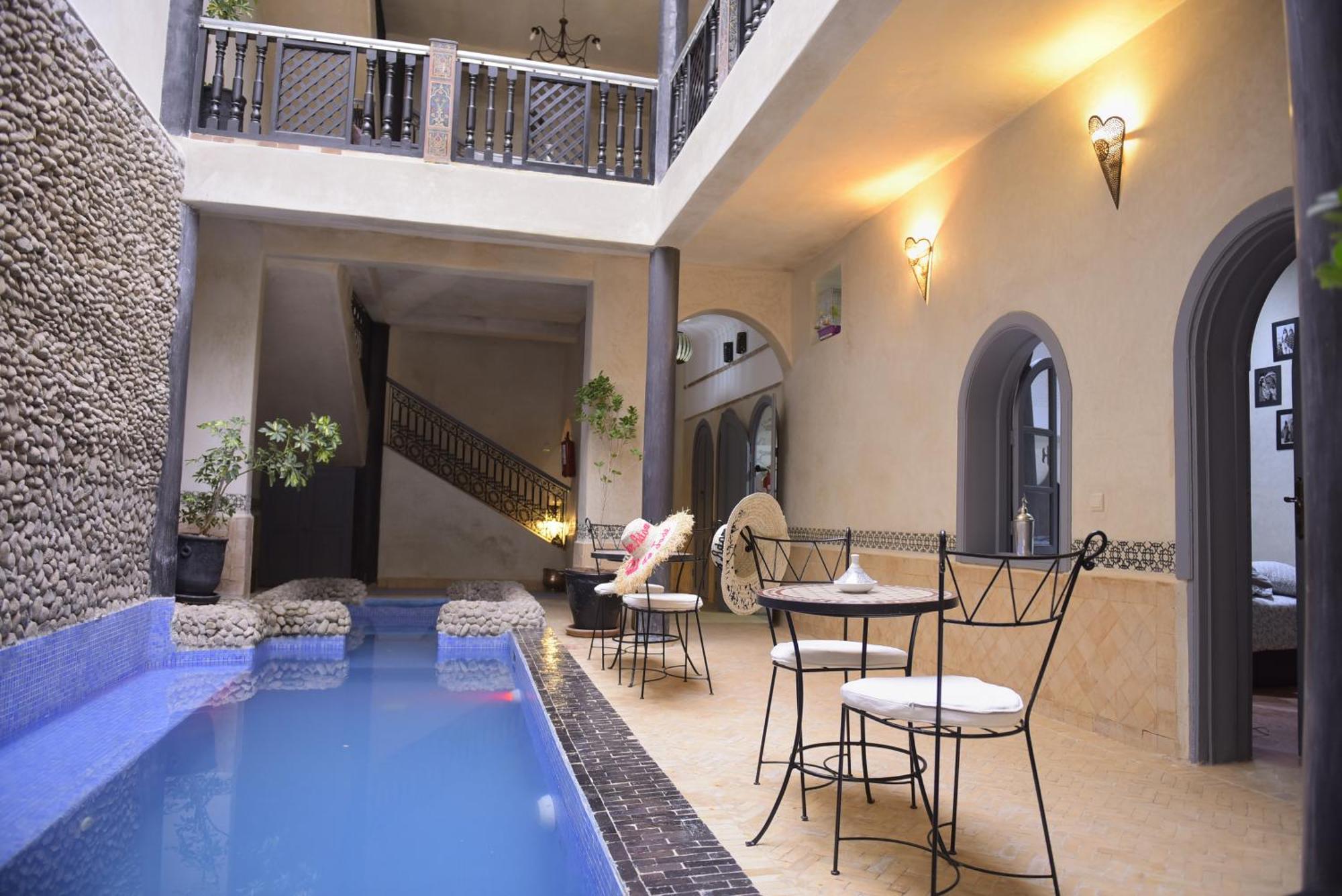 Guest house Kasbah De Jade: Luxury With Heated Pool And Jacuzzi *