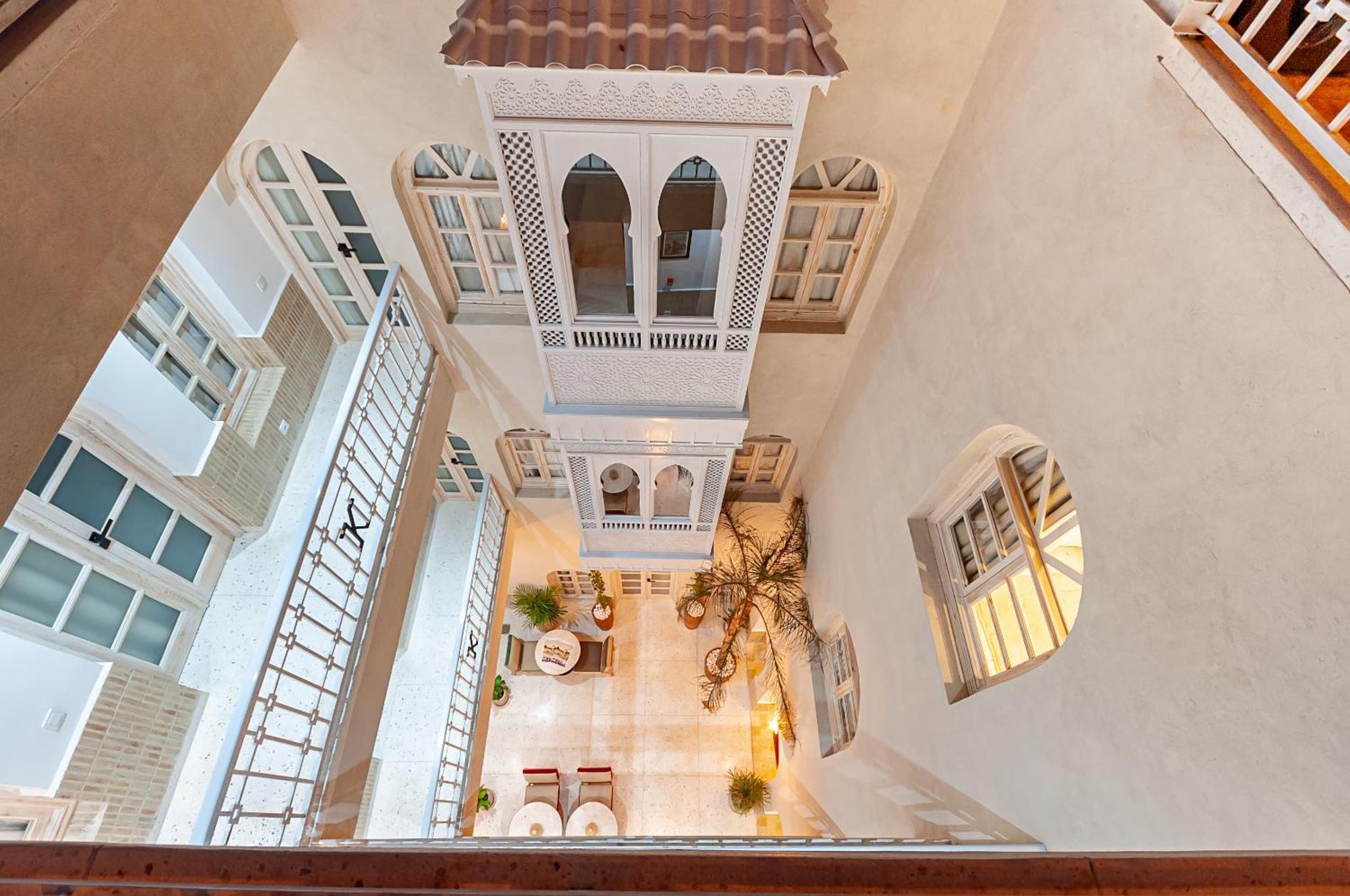 K-white Marrakesh