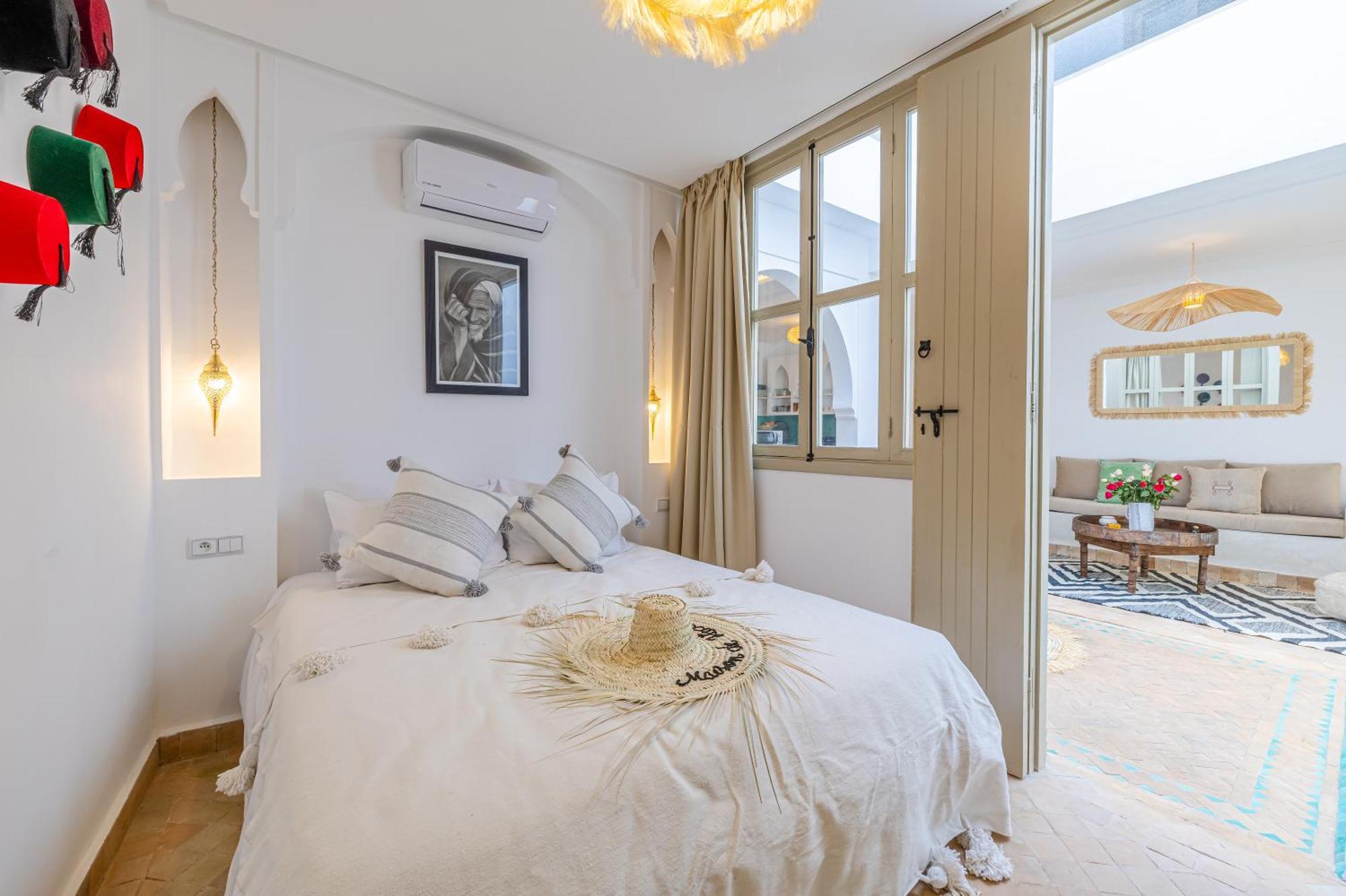 Agan/exclusive&new/pool/breakfast Included Villa *