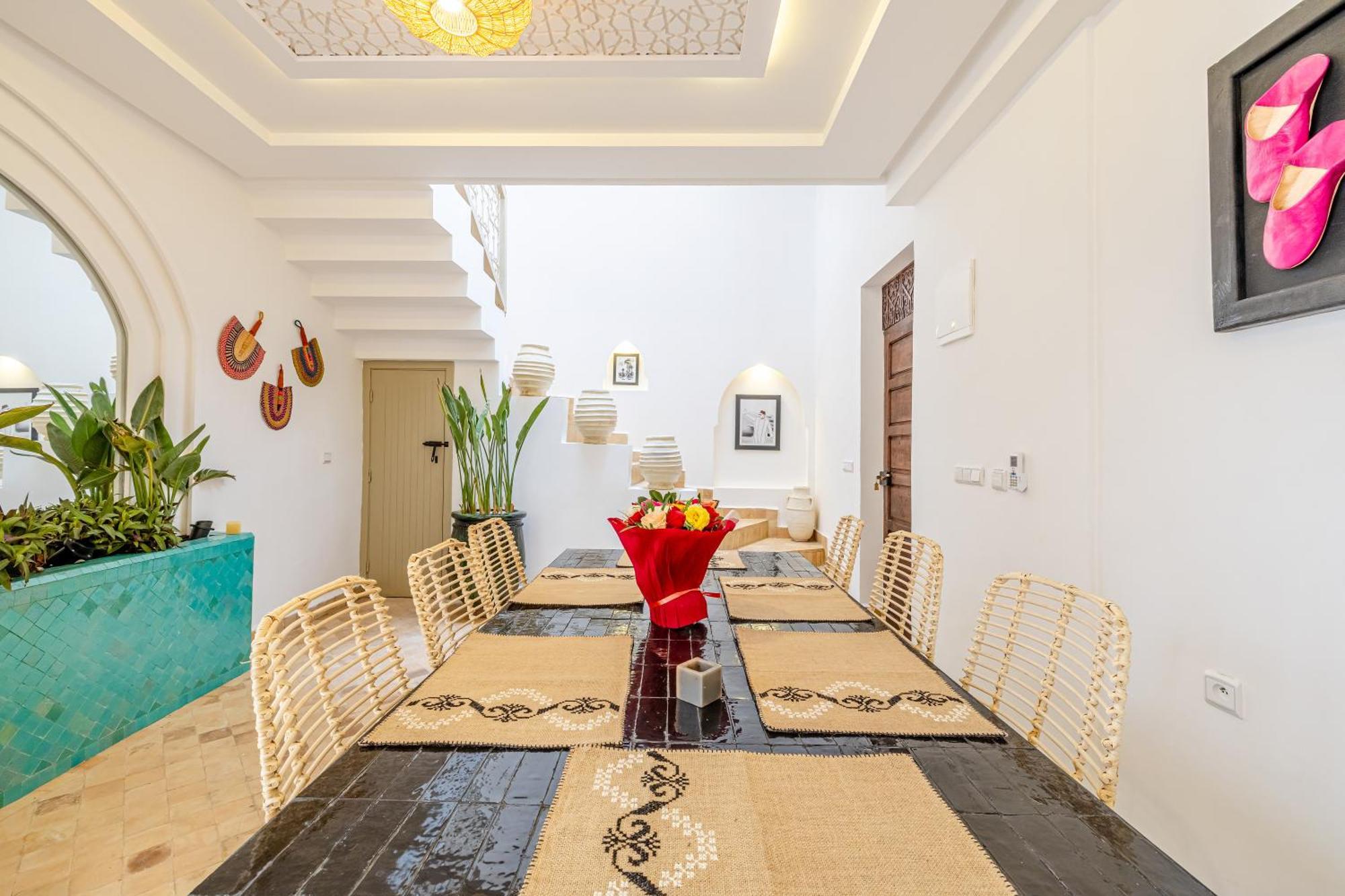 Agan/exclusive&new/pool/breakfast Included Villa