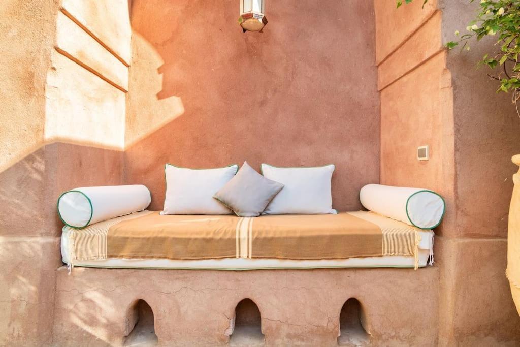 Pauline With Private Pool & Garden, Service And No Insight. * Marrakesch