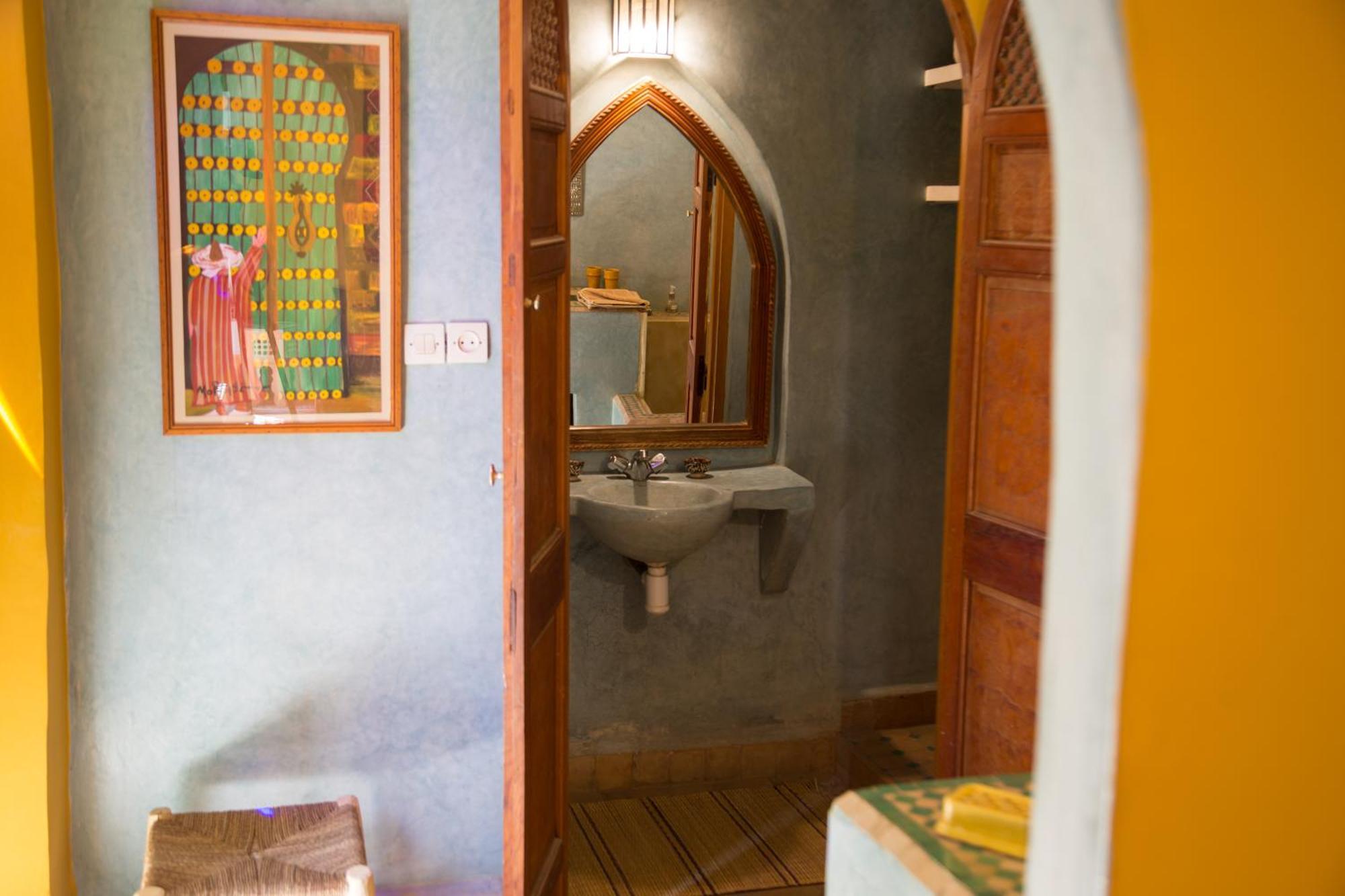 El Borj Bed and breakfast