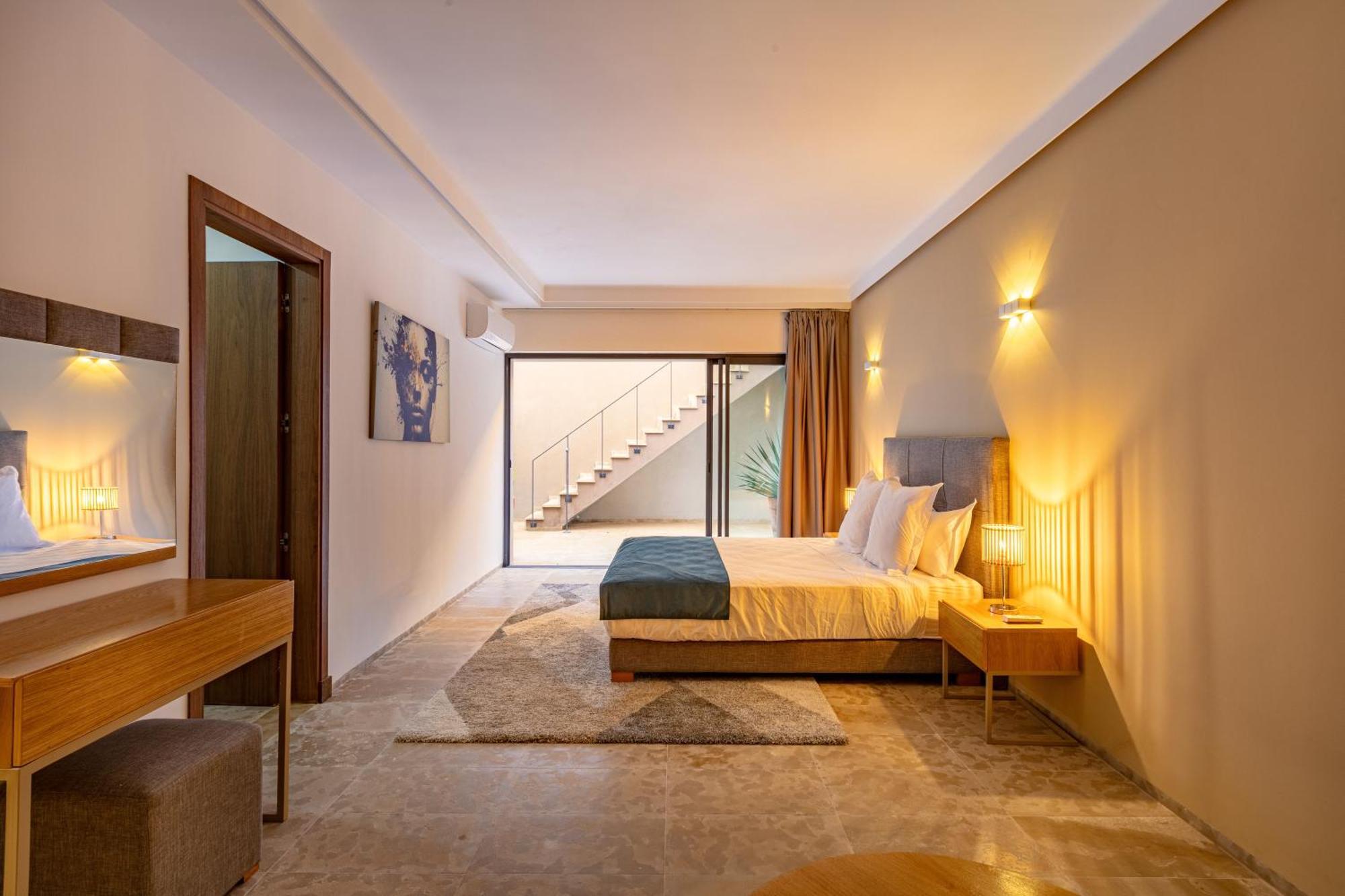 Amelkis, Luxe Front Golf Villa *