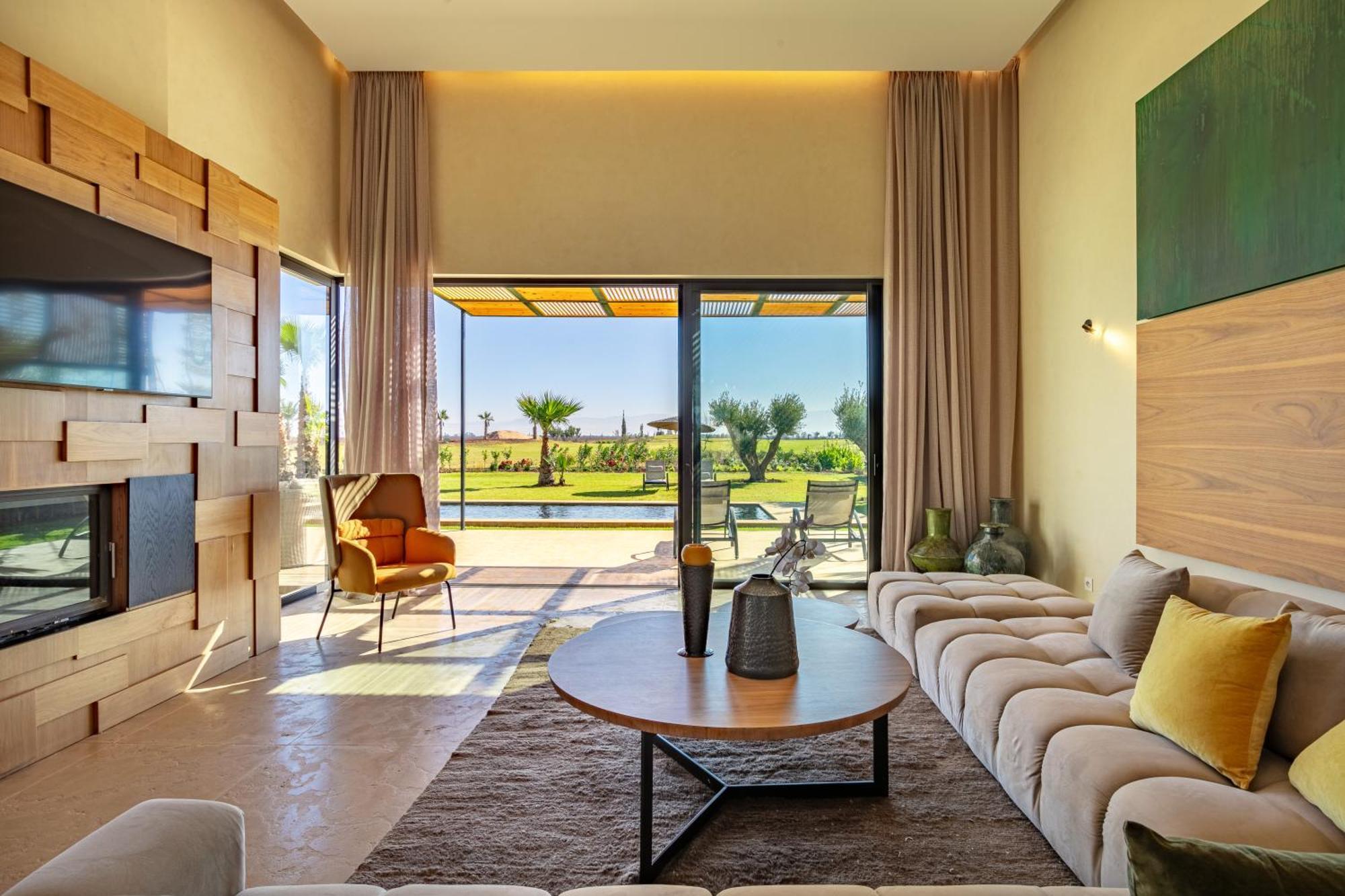 Villa Amelkis, Luxe Front Golf
