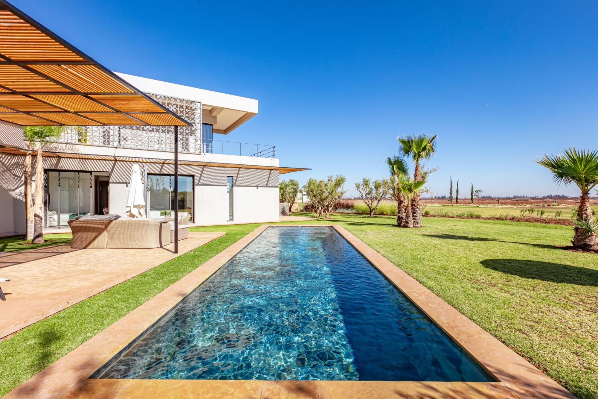 Villa Amelkis, Luxe Front Golf