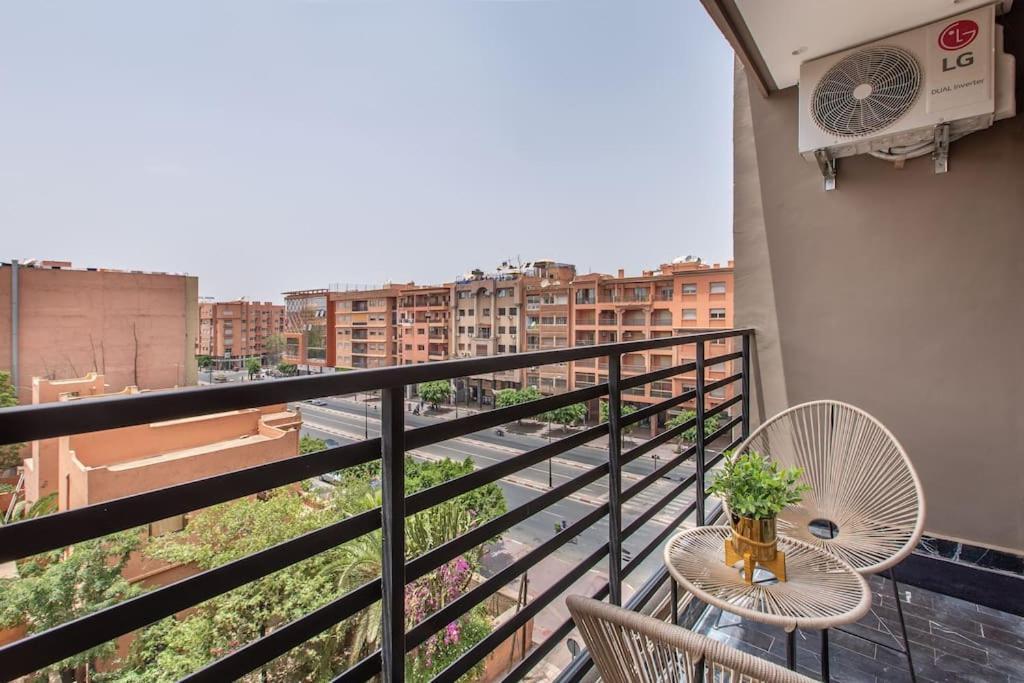 New! Gueliz , Modern , Terrasse Appartement