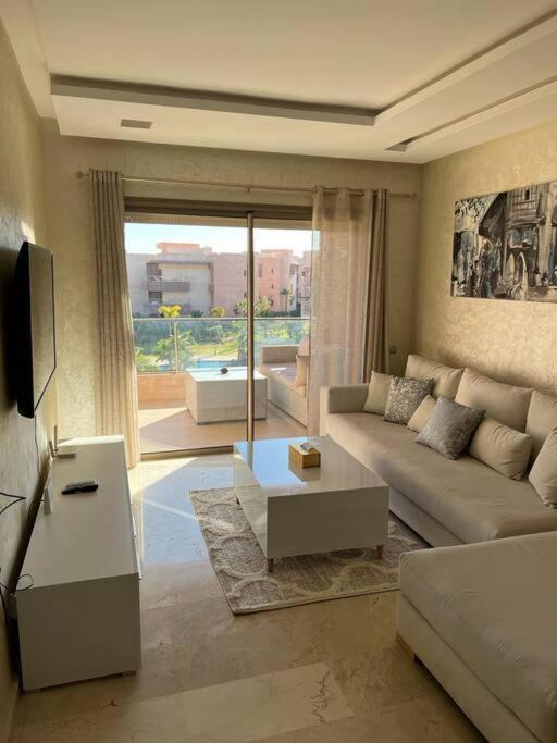 Beautiful In Golf Marrakech Apartment *