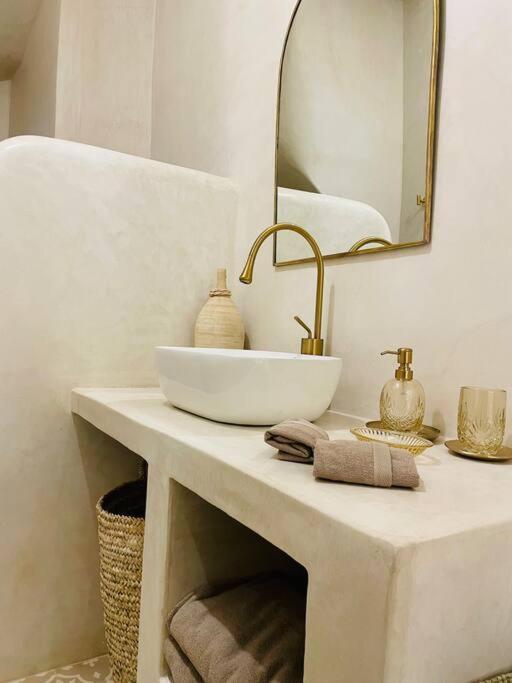 Сasa de vacaciones Riad Rose Private Riad With Jacuzzi *