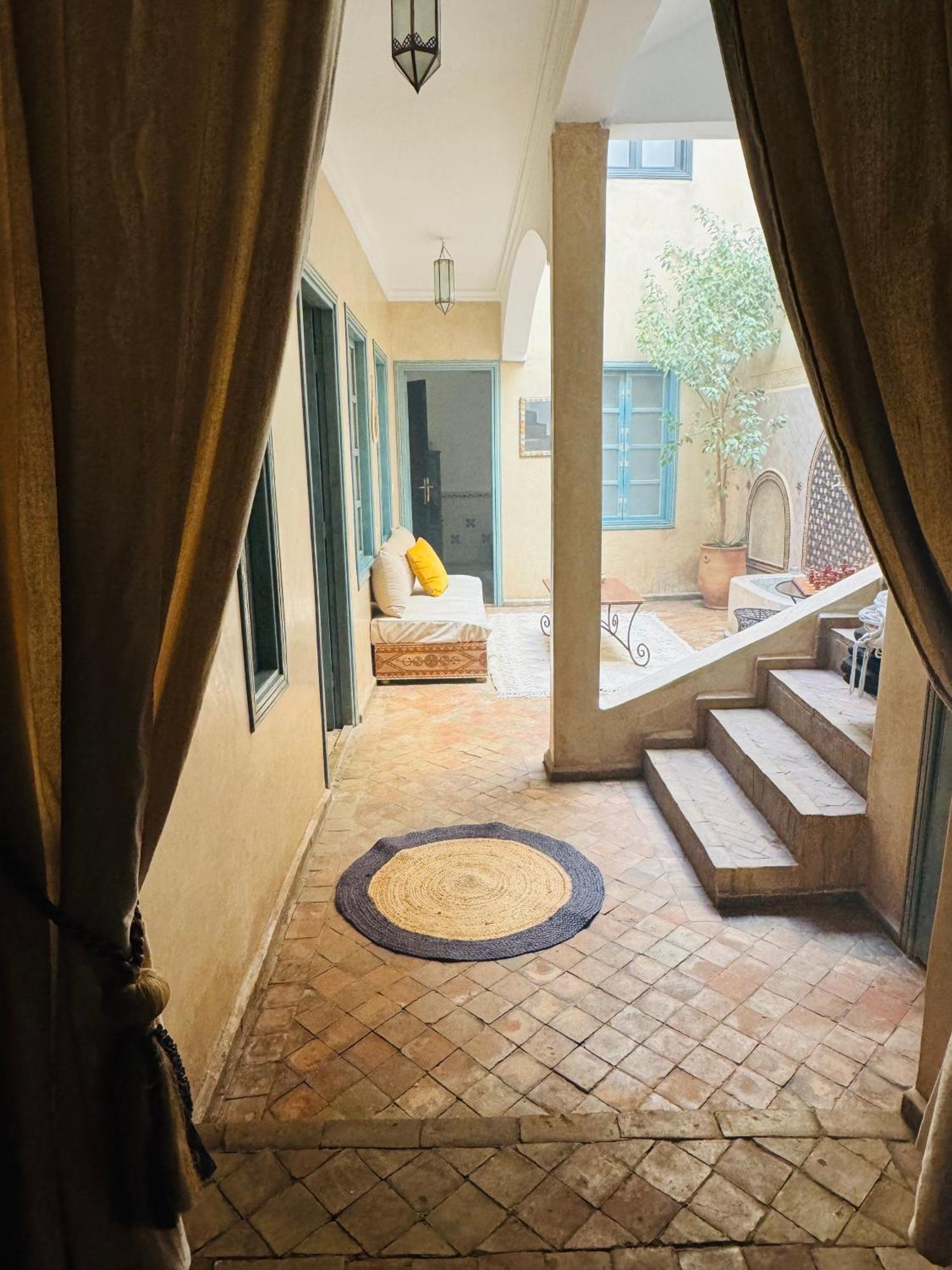 Bjoujna Riad