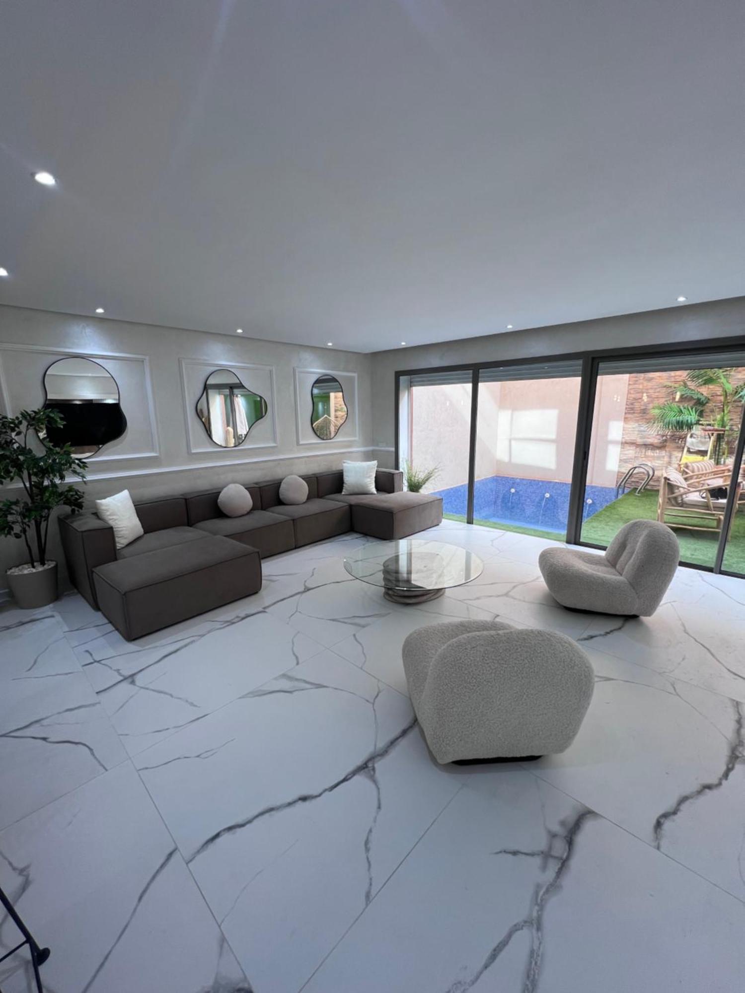 Duplex Luxe Piscine Privee