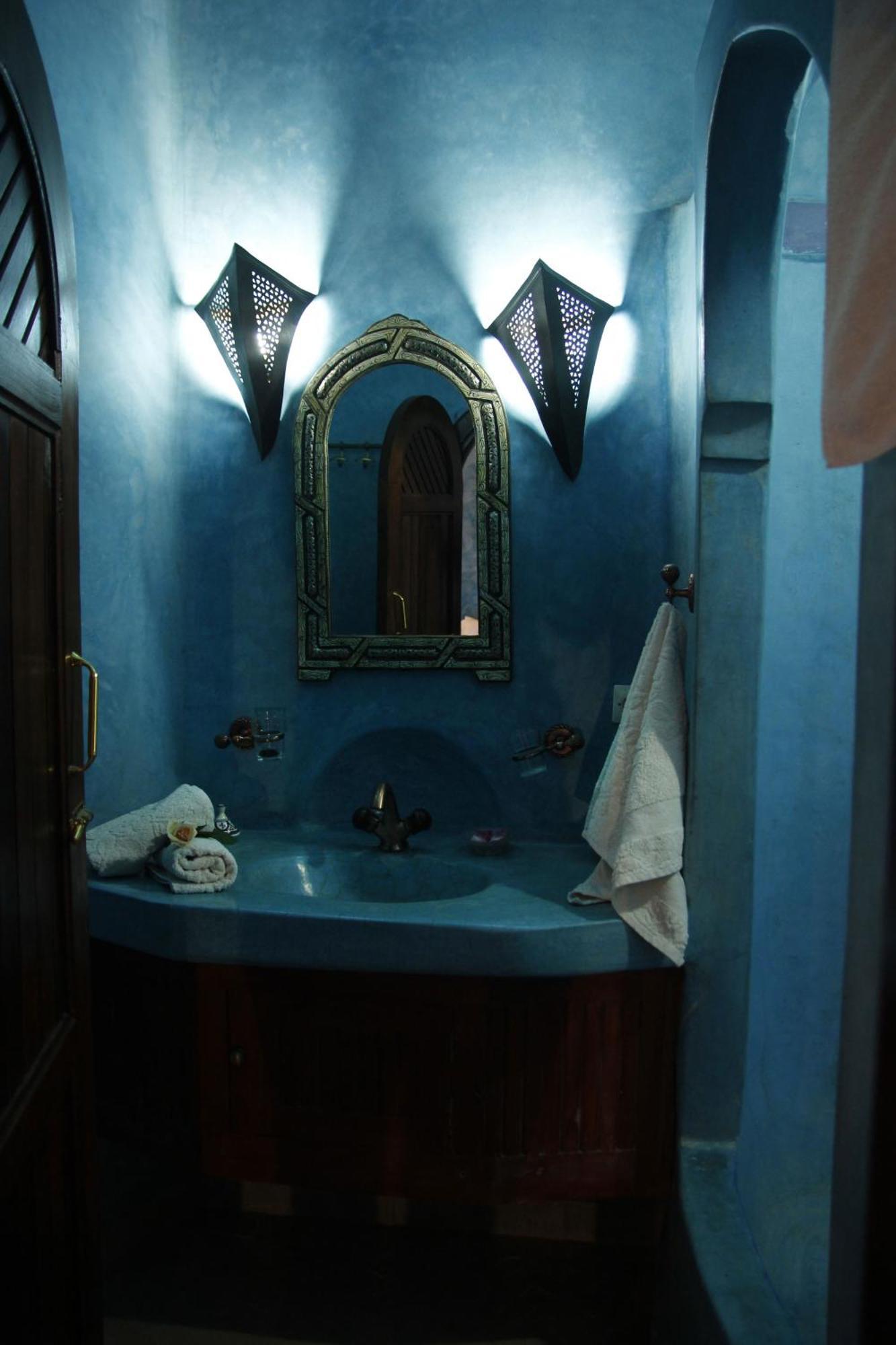 Azenzer Riad 3*