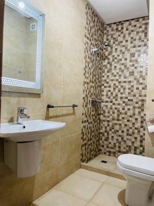 Luxury 2br In The Downtown
