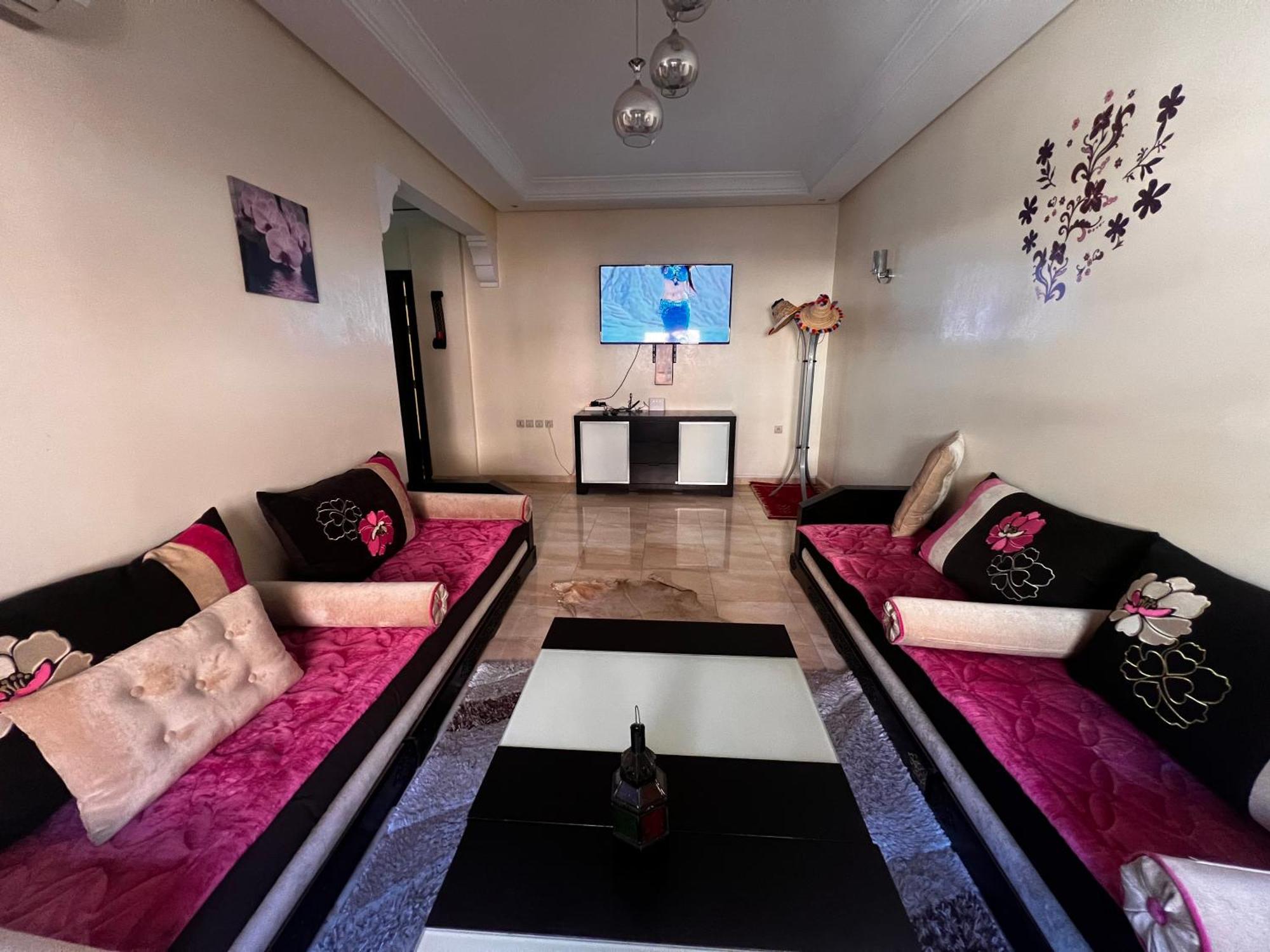 Apartamento Magnifique, Appartement, Familial, Spacieux 2chambres Salon Salle A Manger *
