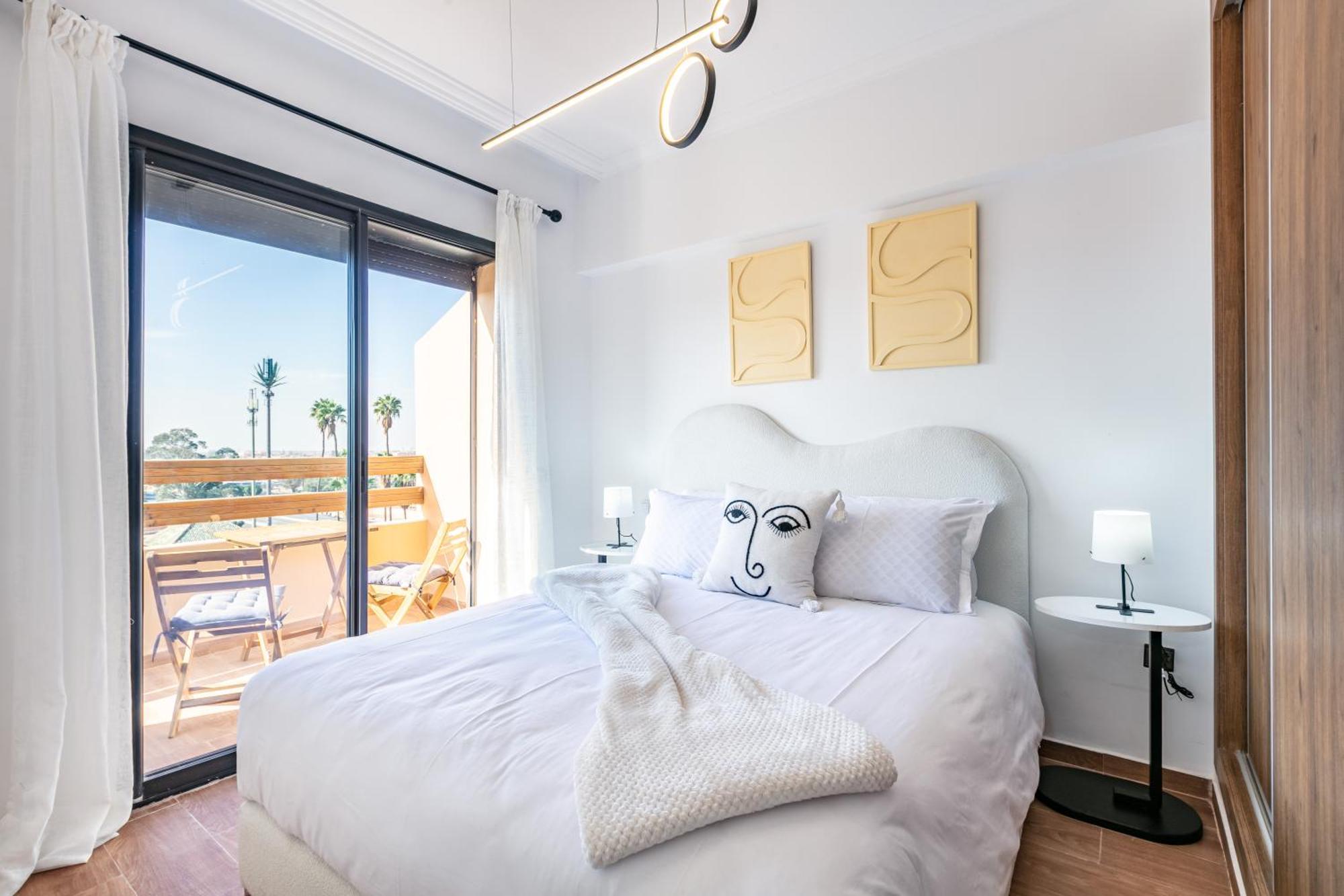 Modern & Charming In The Center *