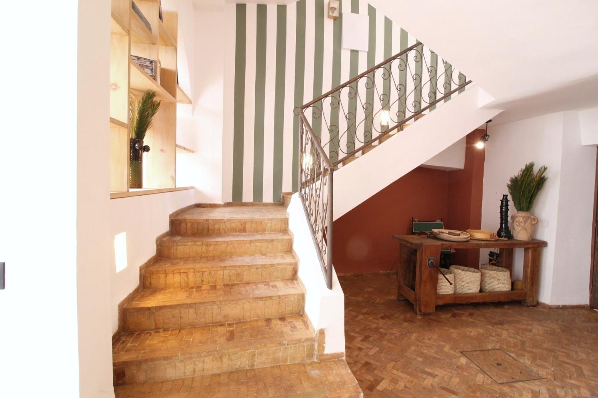 Riad Al Uzza *