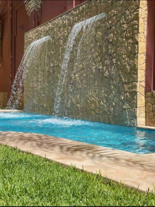 Tres Bel Apartment *