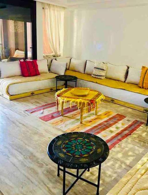 Tres Bel Apartment