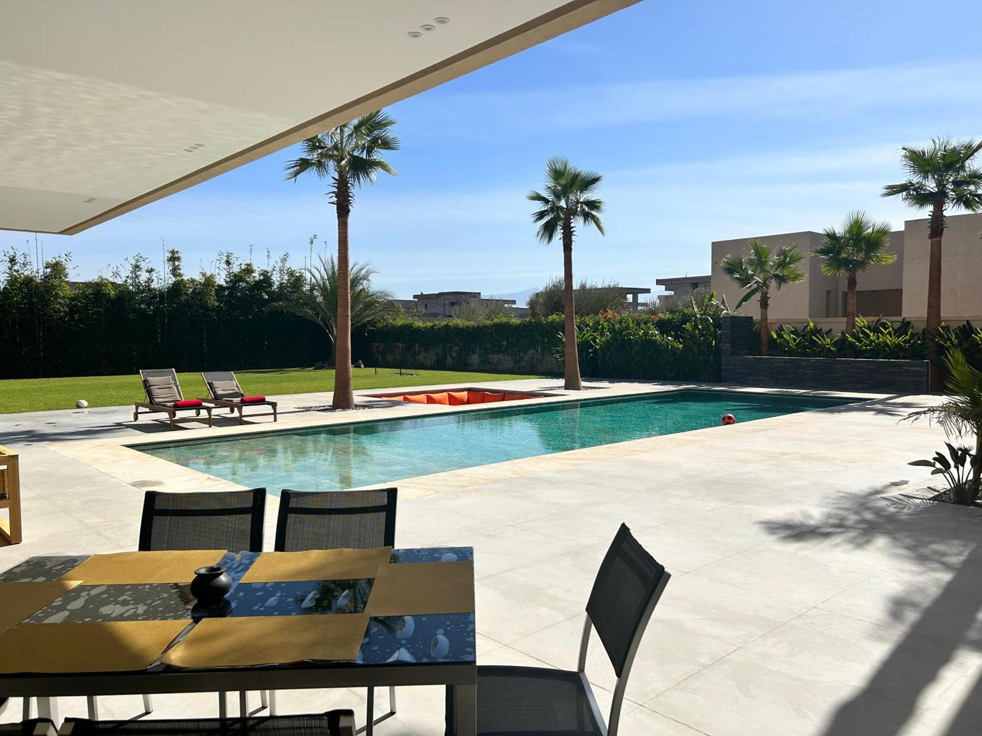 Issa Villa