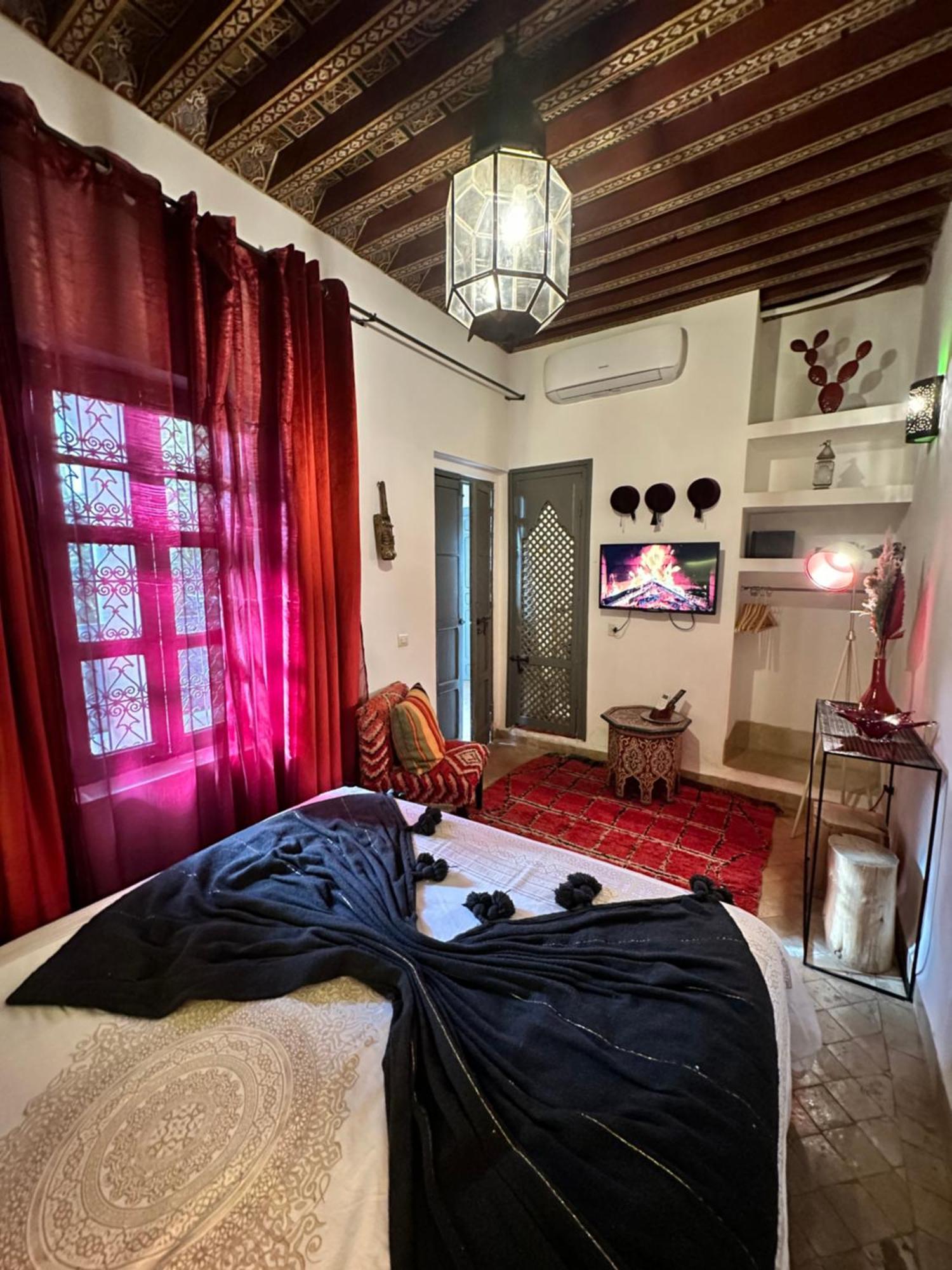 Riad103 Piscine Rooftop, Jacuzzi&hammam *