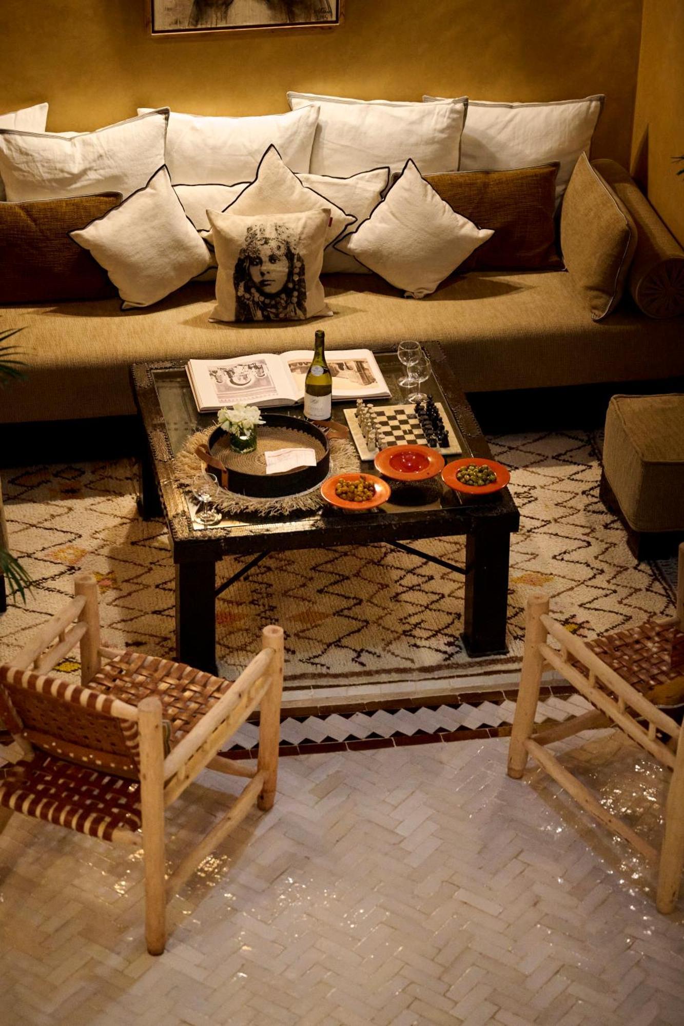 Riad Dar Amanza En Exclusivite Avec 4 Au Coeur De La Medina 2*