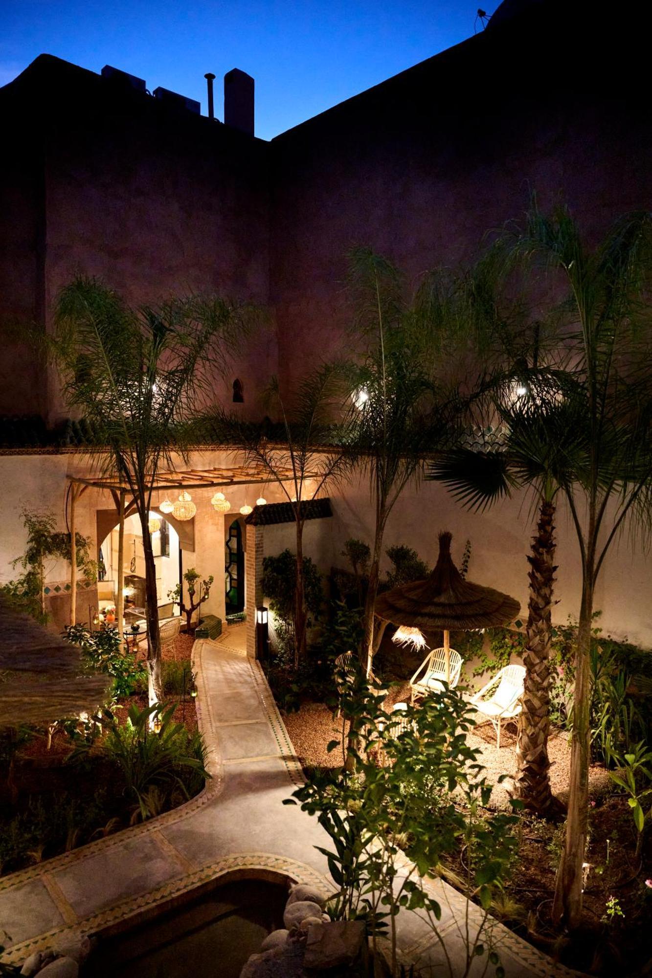 Riad Dar Amanza En Exclusivite Avec 4 Au Coeur De La Medina 2*