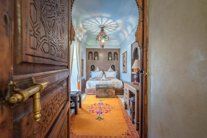 Jaune Safran Entire House Bed & Breakfast 4*