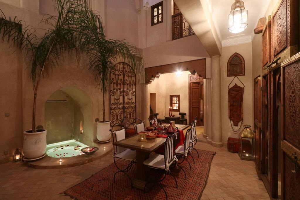 Bed & Breakfast Jaune Safran Entire House