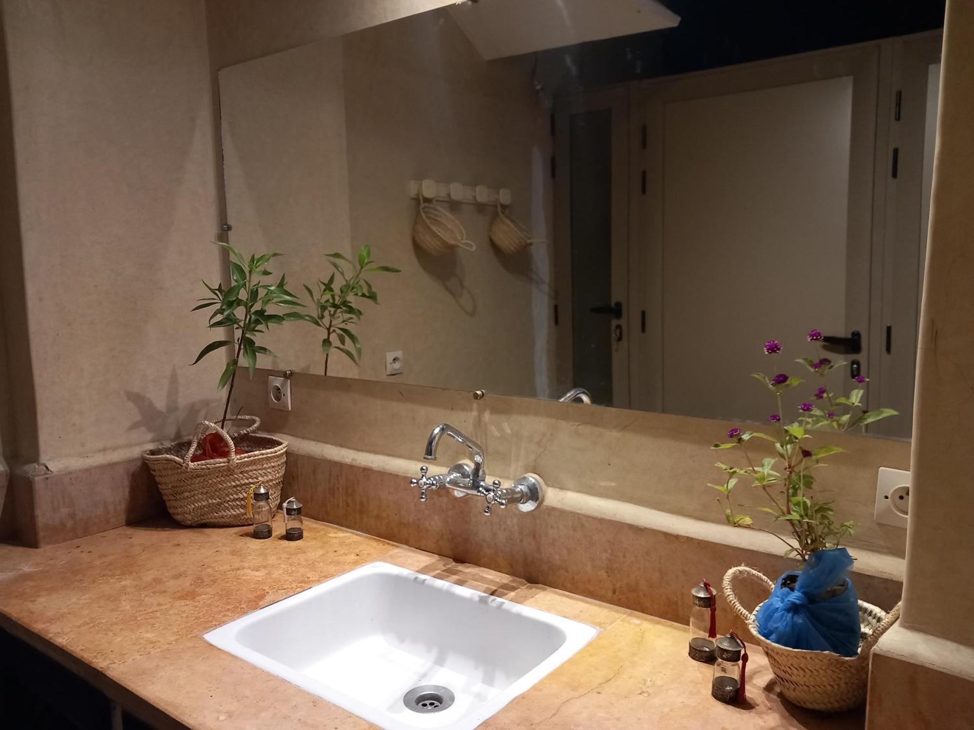 Hostal Jad Ziad